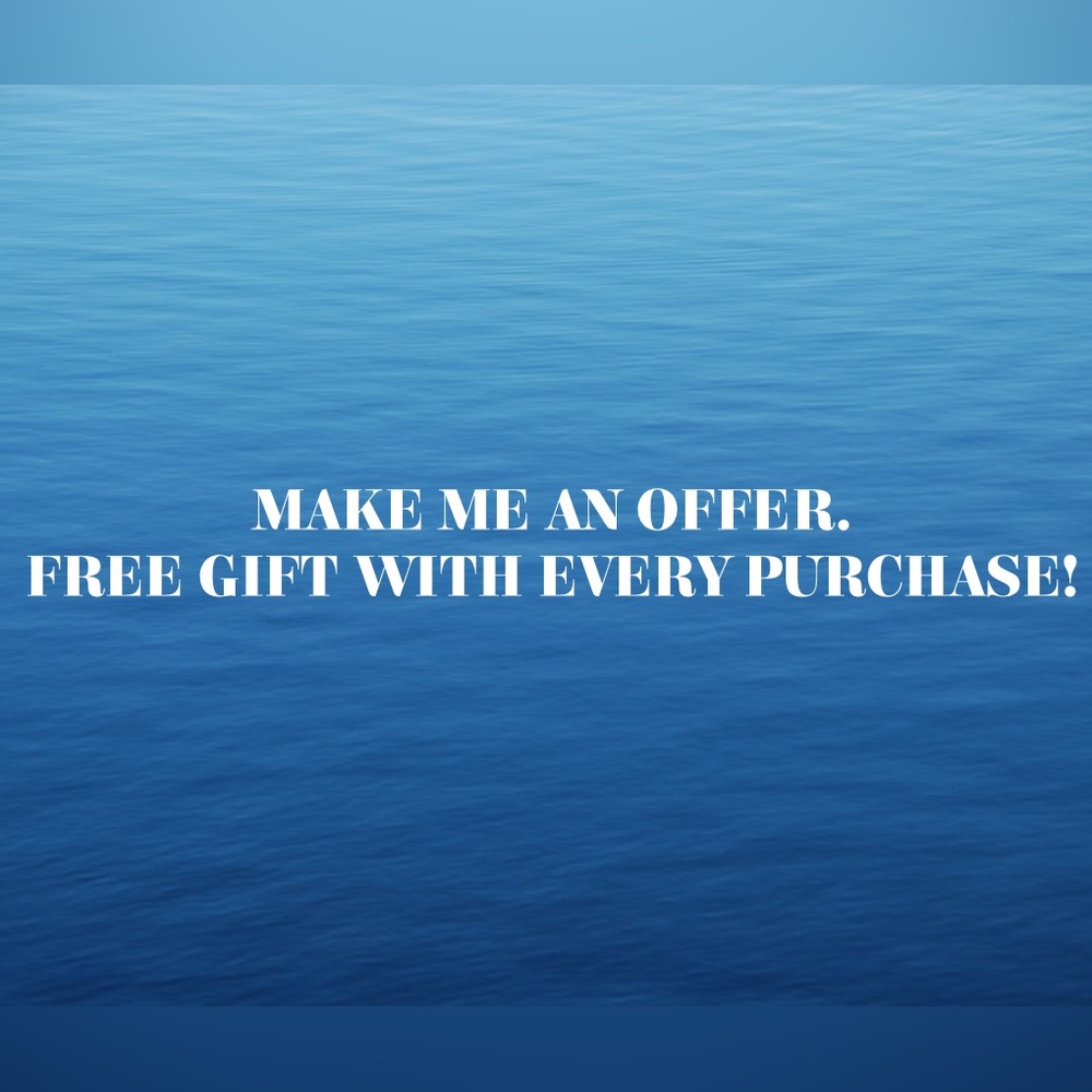 FREE GIFT W/ PURCHASE